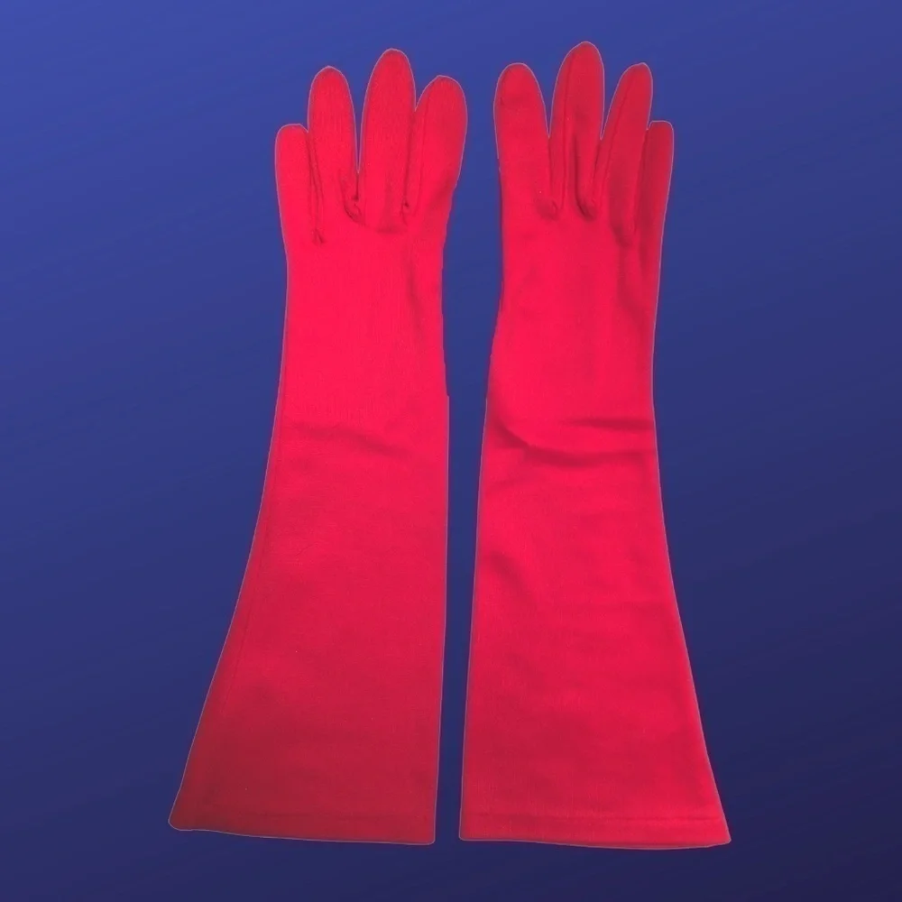 Unbranded cloth fabric gloves, women’s size medium, RED, pre-owned, EUC